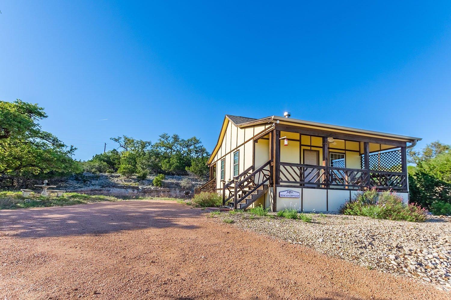 Appian Way Tuscan Cottage 弗雷德里克斯堡 外观 照片